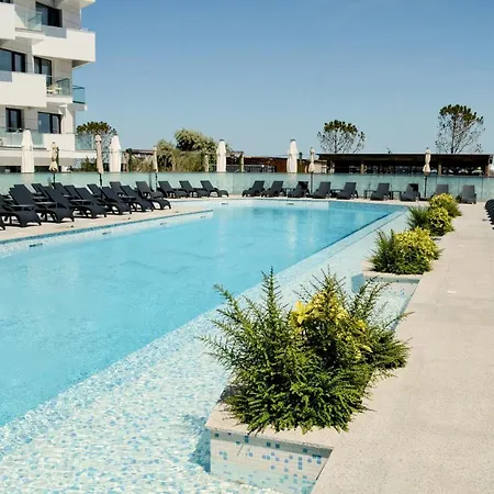 Апартаменты Northbay Sunrise View - Infinity Pool &
