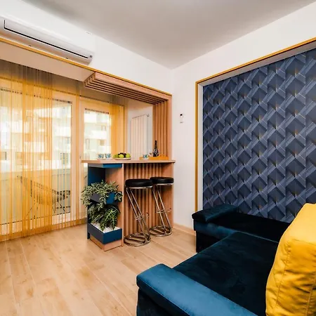 Northbay Sunrise View - Infinity Pool & Appartement Năvodari