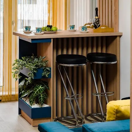 Northbay Sunrise View - Infinity Pool & Appartement Năvodari