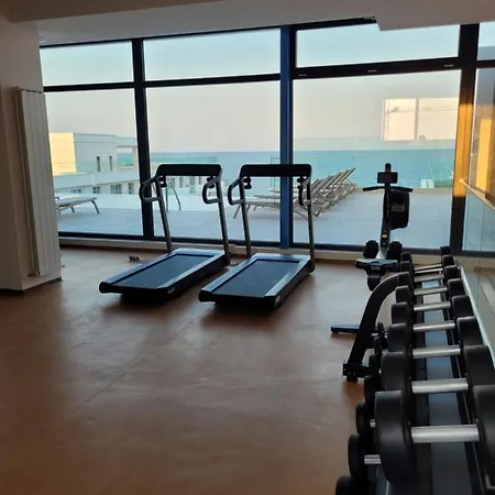 Апартаменты Northbay Sunrise View - Infinity Pool &