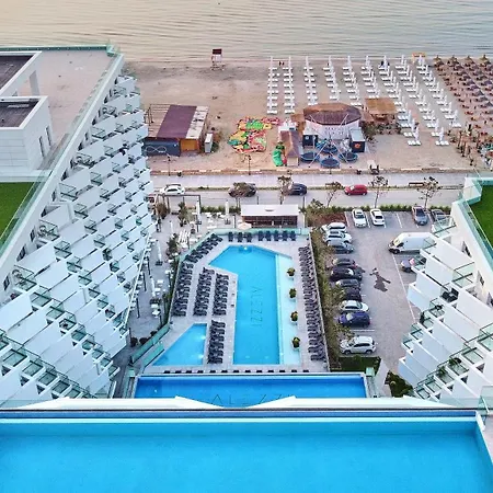 Northbay Sunrise View - Infinity Pool & * Năvodari