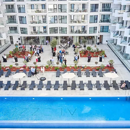 Northbay Sunrise View - Infinity Pool & Apartment Navodari