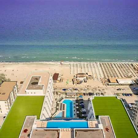 Northbay Sunrise View - Infinity Pool & Apartment