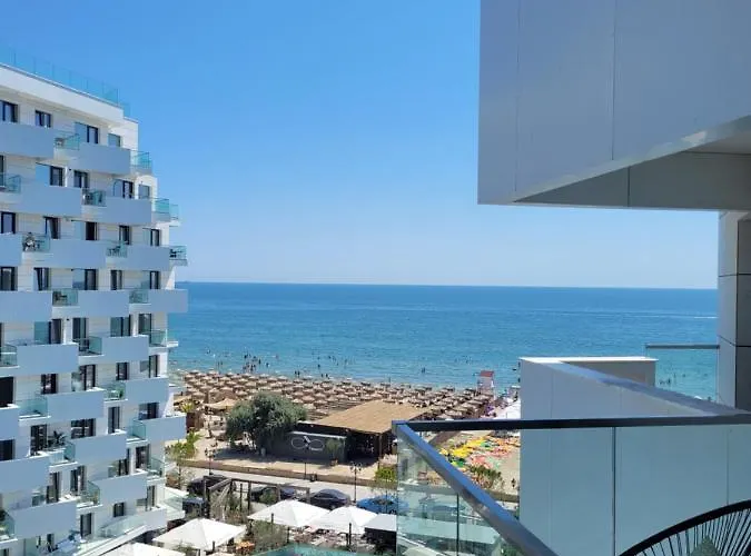 Northbay Sunrise View - Infinity Pool & Διαμέρισμα Năvodari