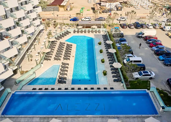 Northbay Sunrise View - Infinity Pool & Năvodari